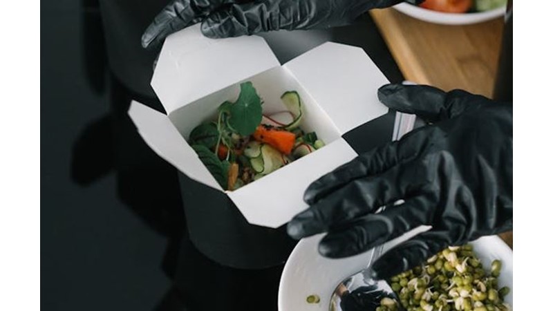 İnsan Hep Almak İster