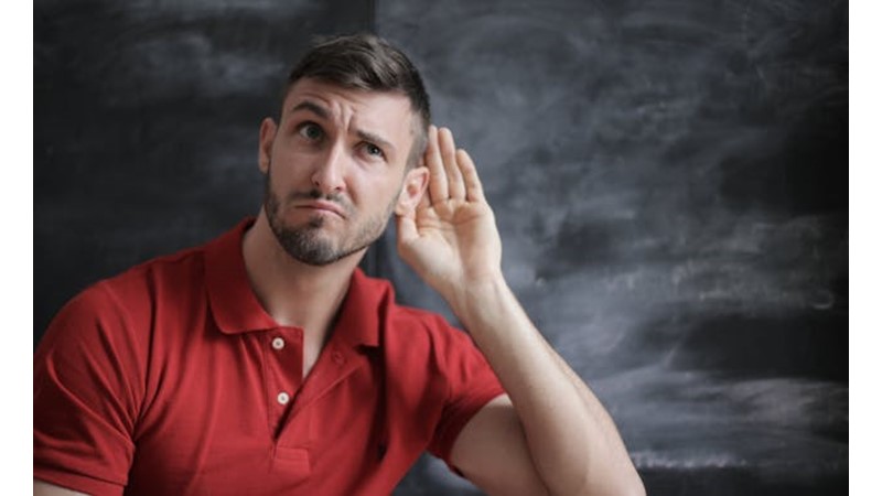 Tam Söyleneni Almamak