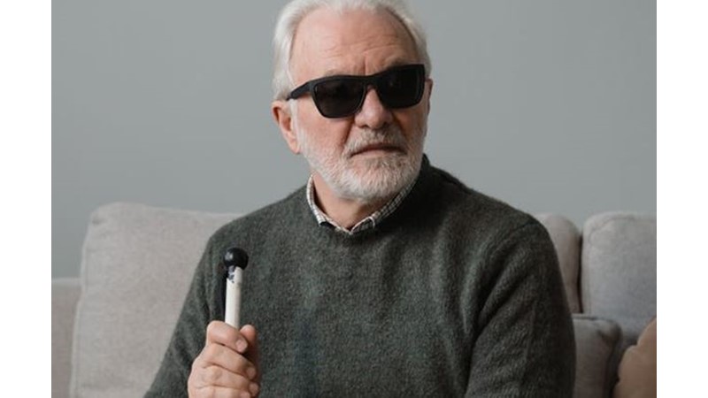 Yaşlı ve Yalnız Kalmak