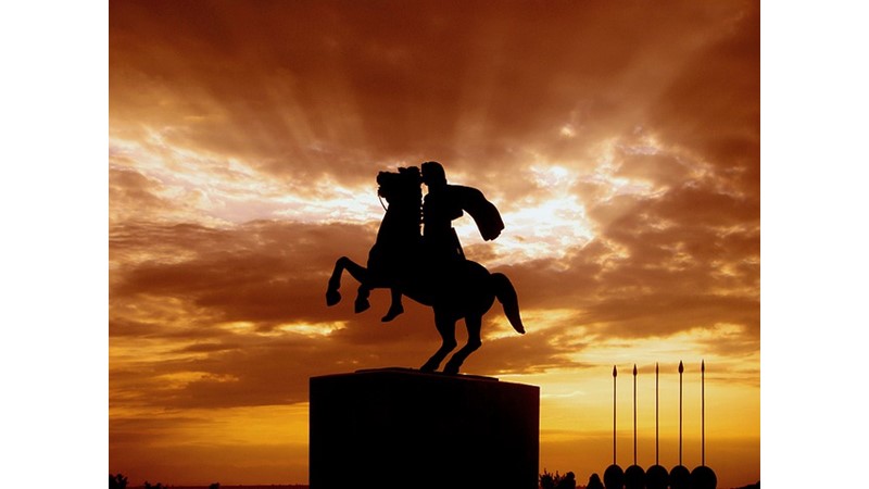 BÜYÜK İSKENDER’İN KIRILMA ANLARI (VII)