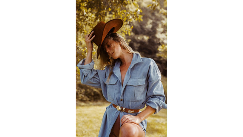 HAFTASONU BABALARI TELEVİZYON BAŞINA KİLİTLEYEN KOVBOY FİLMLERİ