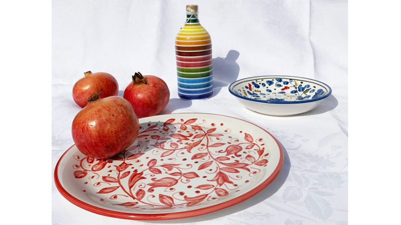 BENİM İÇİN EN GÜZEL SOFRALAR BÖYLE KURULUYOR: BEYAZ YEMEK TABAKLARINIZI TAMAMLAYACAK SERAMİK TABAK ÖRNEKLERİ