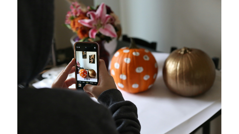 HİÇ AKLIMA GELMEMİŞTİ BALKABAĞINI KÜÇÜK HAYALET BALKABAKLARI İLE SÜSLEMEK