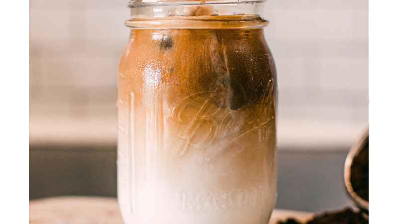 SİZİ BİLMİYORUM AMA BEN SICAK KAHVE VE TATLI SEZONUNU AÇTIM: PEKİ YA SİZ SICAK KAHVEYE GEÇİŞ YAPTINIZ MI?