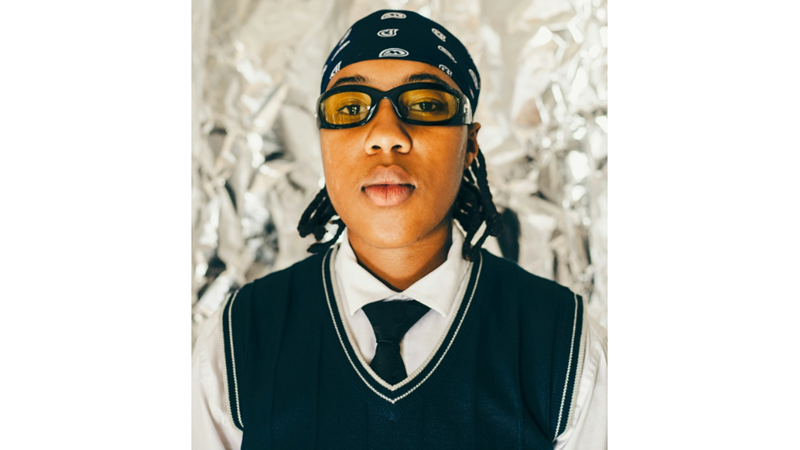 MODA SEKTÖRÜNÜN ÖZLEDİĞİ KESİN DE SİZ OKUL ÜNİFORMASI GİYMEYİ ÖZLÜYOR MUSUNUZ?