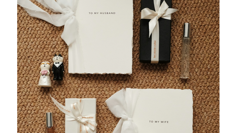 YENİ GELİNLERİN DÜĞÜNDE BEYAZ GİYEN OLUR MU TELAŞI: KENDİ DÜĞÜNÜNÜZ DEĞİL İSE DÜĞÜNE BEYAZ GİYİP GİTMEYİN LÜTFEN