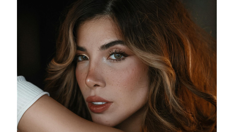 HEPİNİZ YAPIYORDUNUZ DA BANA NEDEN SÖYLEMİYORDUNUZ?: DUŞ ALMADAN ÖNCE MAKYAJ YAPMAK