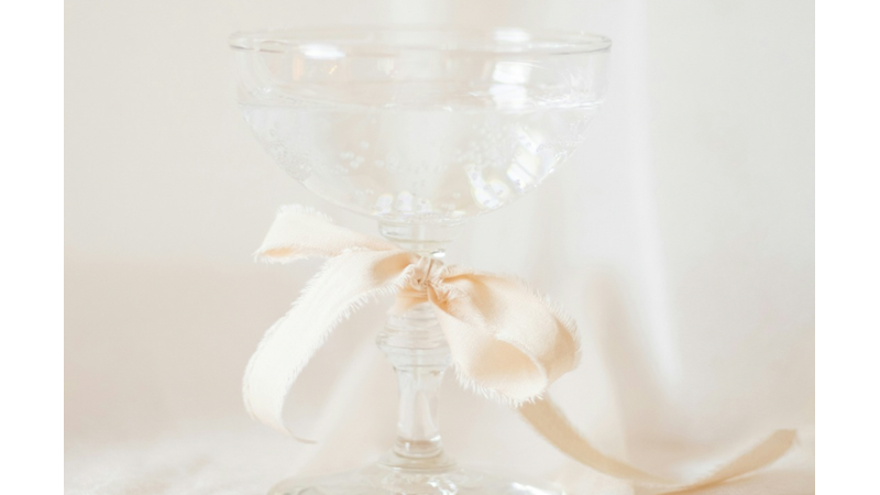 ÖDÜL ALDINIZ VE MİKROFONA DOĞRU EĞİLDİNİZ… NE SÖYLERDİNİZ?: TEŞEKKÜR MÜ EDERDİNİZ?