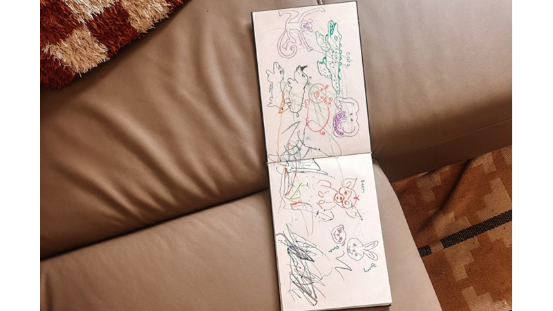 HAYAL GÜCÜMÜZÜN SAF VE FİLTRESİZ YANSIMALARI: KÜÇÜKKEN YAPTIĞIMIZ KARALAMALAR