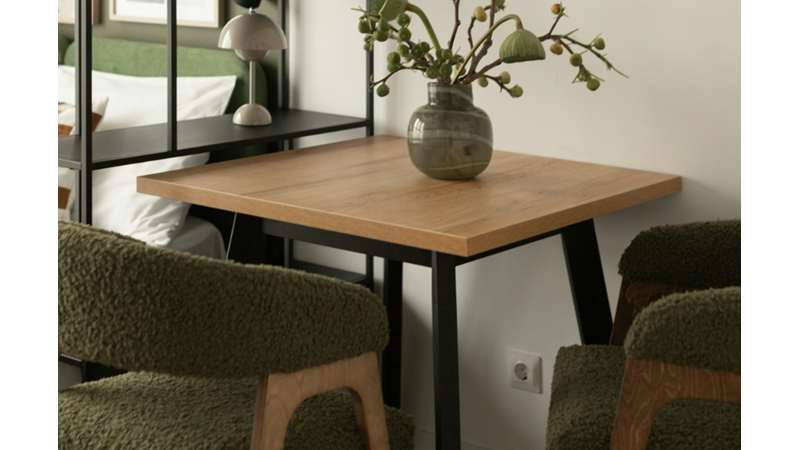 EVİN DIŞININ YEŞİL OLMASI KADAR İÇİNİN DE YEŞİL OLMASININ GÜZELLİĞİ HAKKINDA