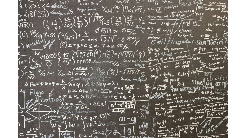 SOSYAL MEDYADA DENK GELDİĞİM MATEMATİK SORULARINI ÇÖZMEYİ SEVİYORUM