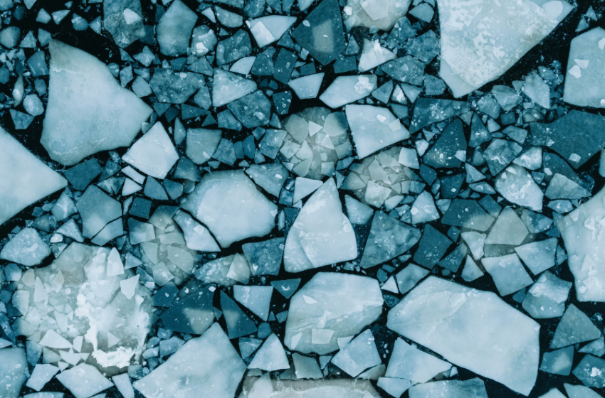 NE YANİ GÖRSELDEKİ BUZ MAVİ RENK DEĞİL Mİ YANİ ŞİMDİ? GÖZLERİM BANA YALAN MI SÖYLÜYOR?